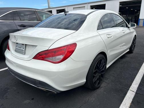 2017 Mercedes-Benz CLA 250 Base