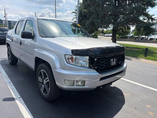 Alabaster Silver Metallic 2013 Honda Ridgeline Sport