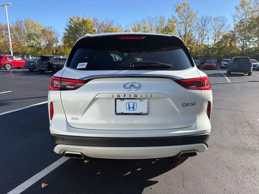 2021 INFINITI QX50 Luxe