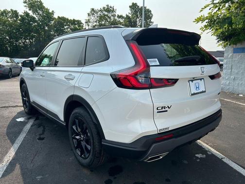 Platinum White Pearl 2026 Honda CR-V Hybrid Sport-L