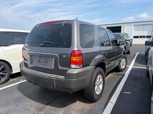 Gray 2006 Ford Escape XLT