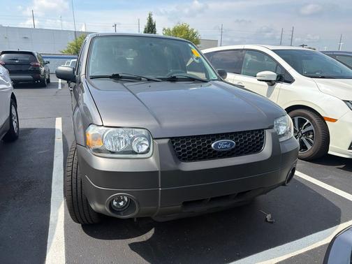 Gray 2006 Ford Escape XLT