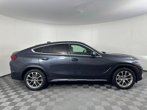 2021 BMW X6 xDrive40i