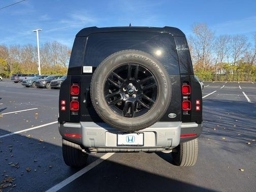 2021 Land Rover Defender 110 S