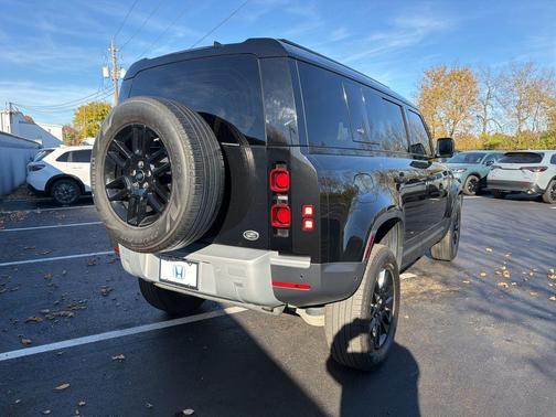 2021 Land Rover Defender 110 S