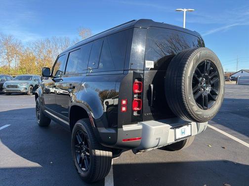 2021 Land Rover Defender 110 S