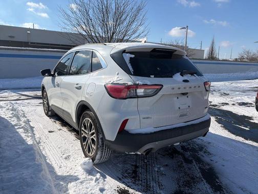 2020 Ford Escape SEL