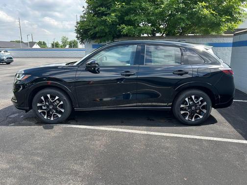 Crystal Black Pearl 2026 Honda HR-V EX-L