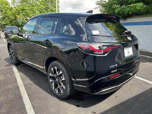 Crystal Black Pearl 2026 Honda HR-V EX-L