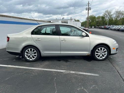 2010 Volkswagen Jetta Limited Edition