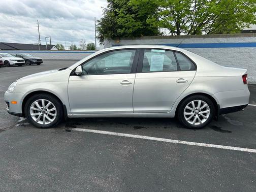 2010 Volkswagen Jetta Limited Edition