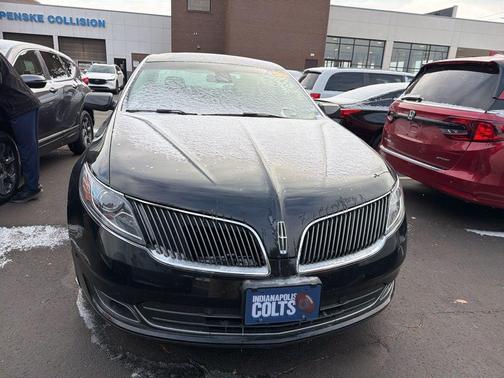 2015 Lincoln MKS Base