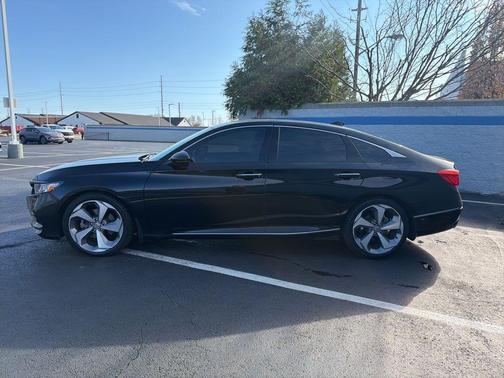 2018 Honda Accord Touring 2.0T
