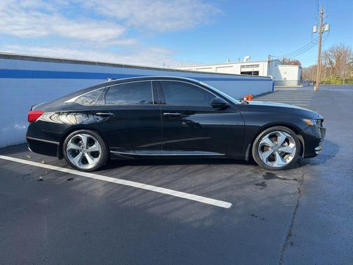 2018 Honda Accord Touring 2.0T