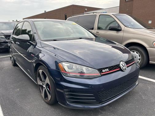 2016 Volkswagen Golf GTI 2.0T SE 4-Door