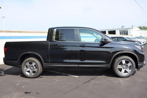 Crystal Black Pearl 2026 Honda Ridgeline RTL