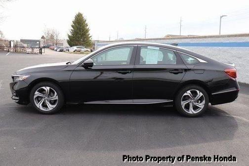 Photo 2 of 45 of 2020 Honda Accord EX-L