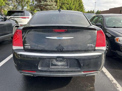 2017 Chrysler 300C Base