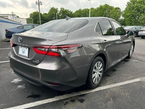 2023 Toyota Camry Hybrid LE
