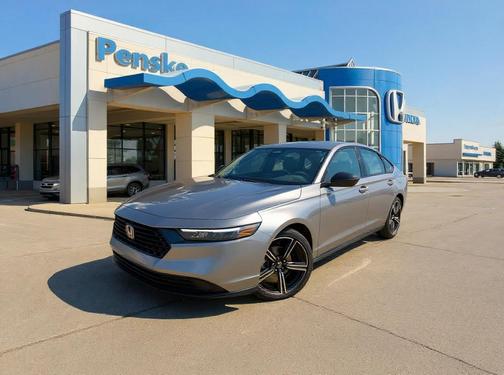 Urban Gray Pearl 2026 Honda Accord SE