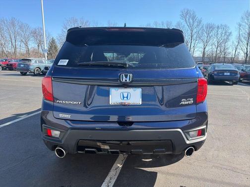 2023 Honda Passport Elite