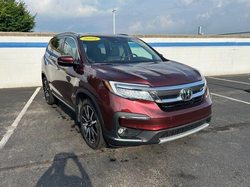 2022 Honda Pilot Touring 7-Passenger