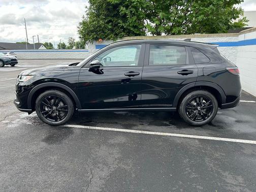 Crystal Black Pearl 2026 Honda HR-V Sport