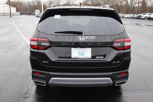 2025 Honda Pilot Elite