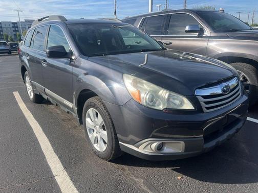 2010 Subaru Outback 2.5i Premium