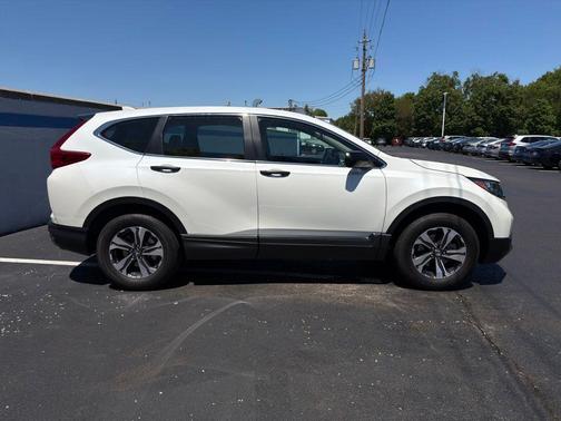 Diamond White Pearl 2017 Honda CR-V LX