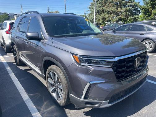 Modern Steel Metallic 2025 Honda Pilot Touring
