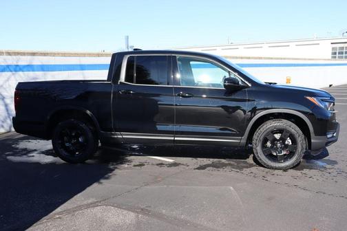 2025 Honda Ridgeline Black Edition