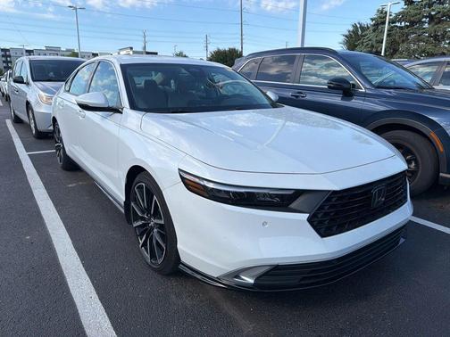 Platinum White 2023 Honda Accord Hybrid Touring