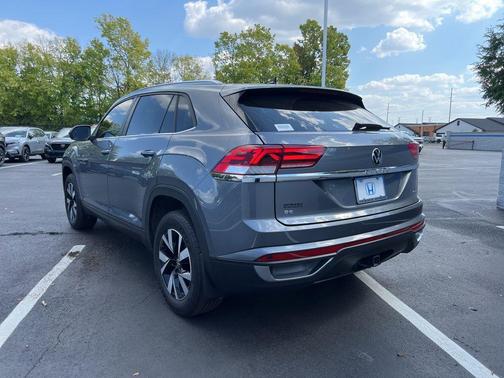 2023 Volkswagen Atlas Cross Sport 3.6L V6 SE w/Technology