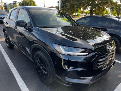 Crystal Black Pearl 2024 Honda HR-V Sport
