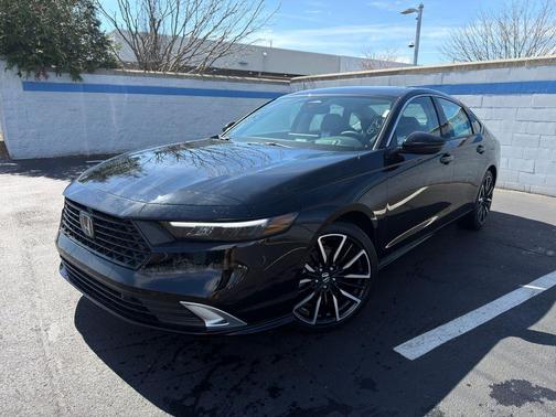 Crystal Black Pearl 2026 Honda Accord Hybrid Touring