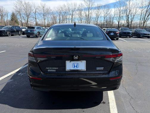 Crystal Black Pearl 2026 Honda Accord Hybrid Touring