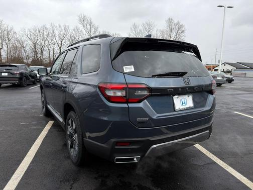 Smoke Blue 2026 Honda Pilot Touring
