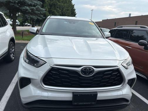 2022 Toyota Highlander L
