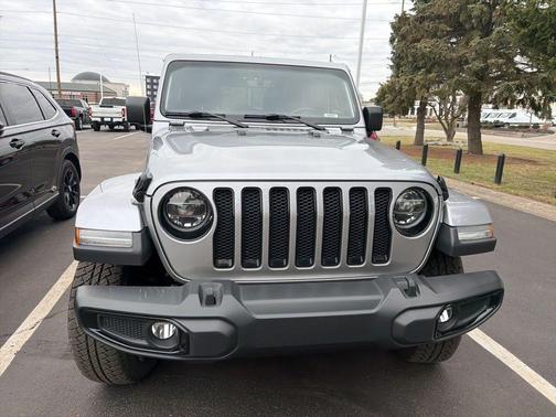 2021 Jeep Wrangler Unlimited Sahara Altitude