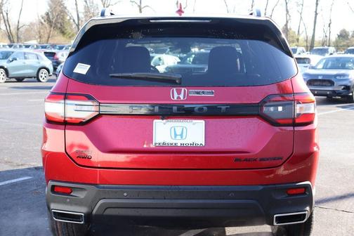 2025 Honda Pilot Black Edition