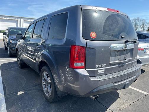 2015 Honda Pilot SE