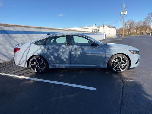 2022 Honda Accord Hybrid Sport