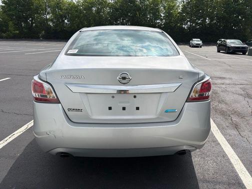 Brilliant Silver 2014 Nissan Altima 2.5 S