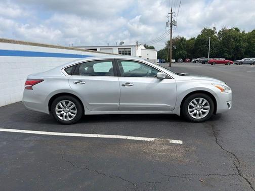 Brilliant Silver 2014 Nissan Altima 2.5 S