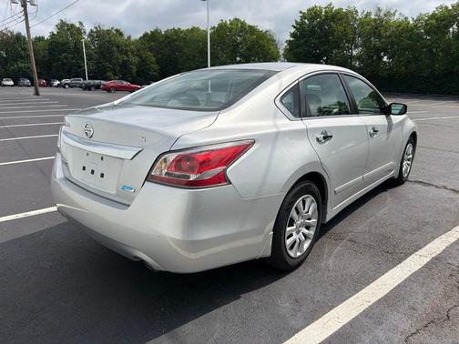 Brilliant Silver 2014 Nissan Altima 2.5 S