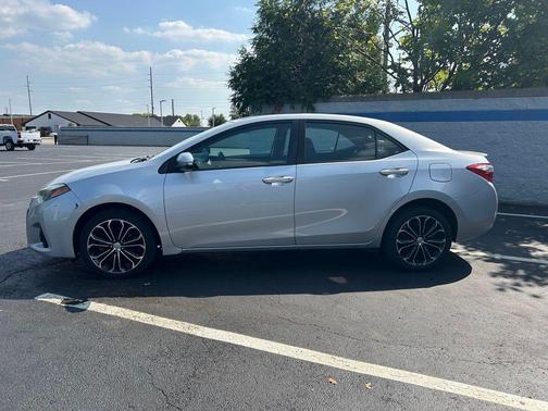 2016 Toyota Corolla S Plus