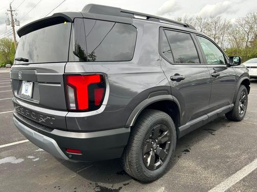 Modern Steel Metallic 2026 Honda Passport RTL