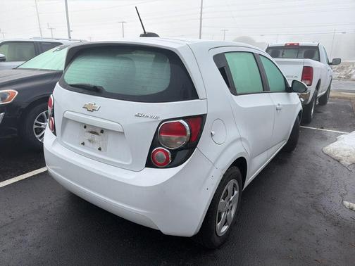 2016 Chevrolet Sonic LS