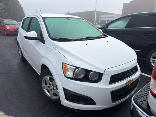 2016 Chevrolet Sonic LS